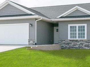 3971 Hendricks Ln NE #A, Solon, IA 52333