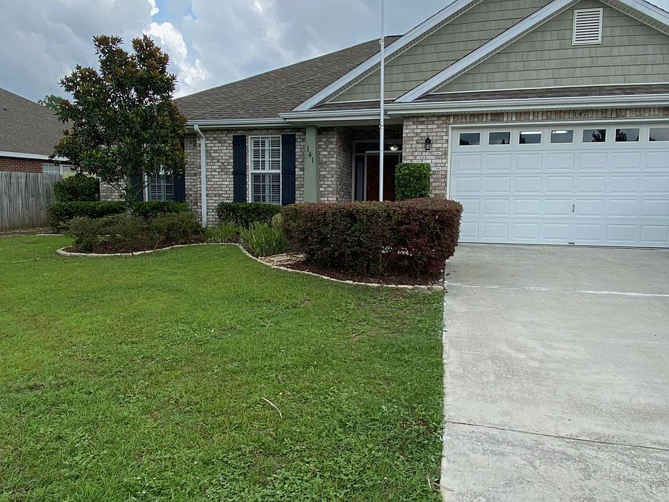 Front view, sprinkler system installed