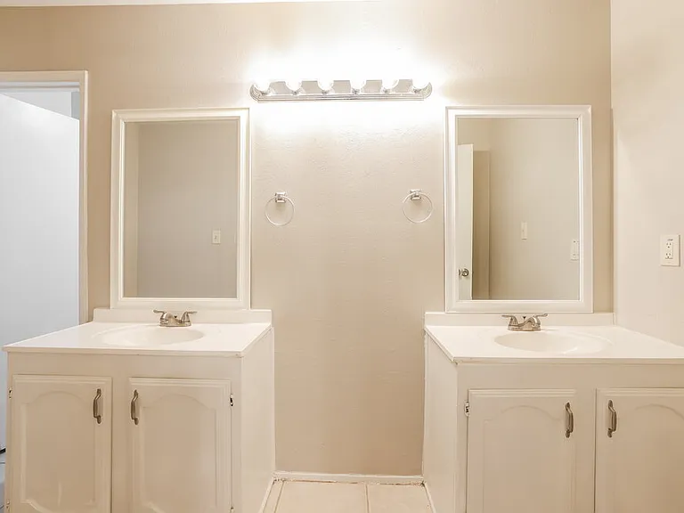 17319 Northern Star Dr — Photo 10