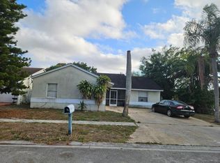 5454 River Plantation Rd, Lake Worth, FL 33463