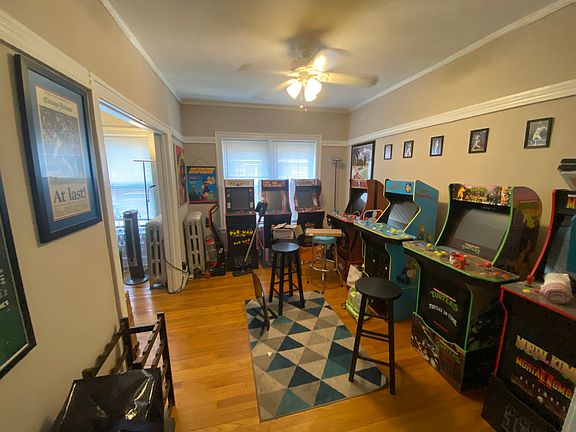 5th image of 1235 W Greenleaf Ave APT 2N