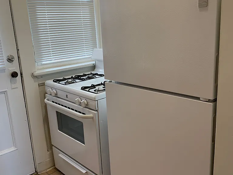 136 S Union St #6 — Photo 5
