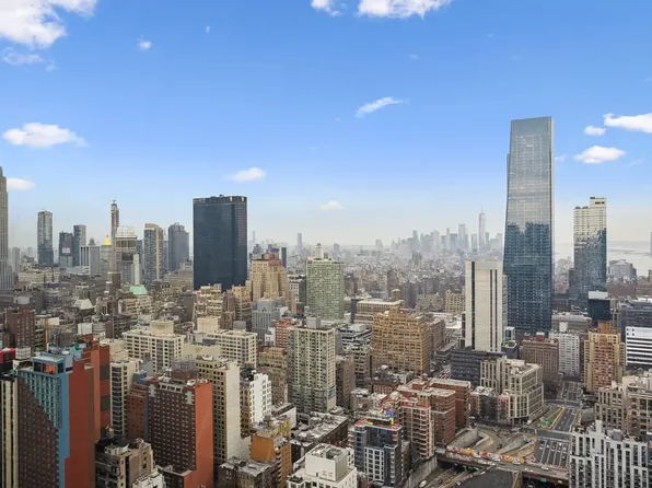 460 West 42nd Street image 1 of 6