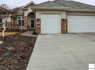 1532 S 189th Ct, Omaha, NE 68130