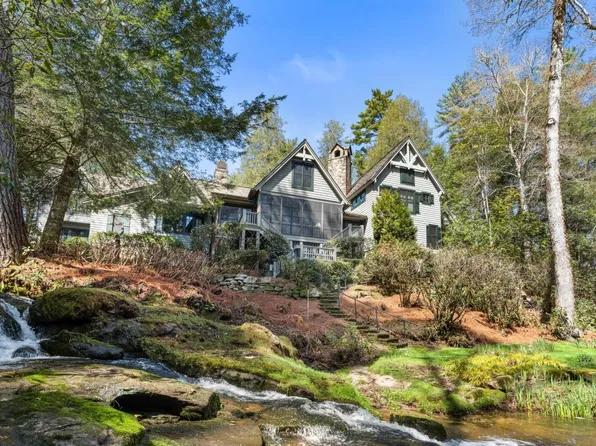 1671 Hwy 107, Cashiers, NC 28717