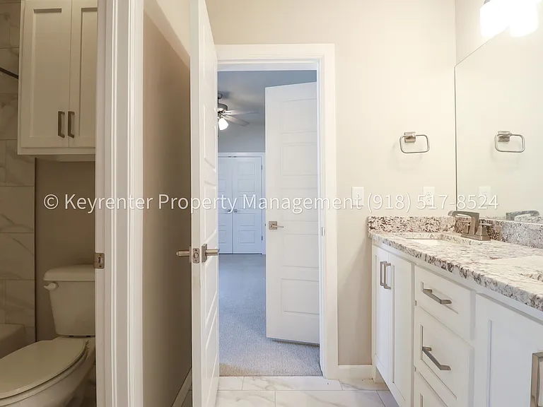3809 W Union St — Photo 49