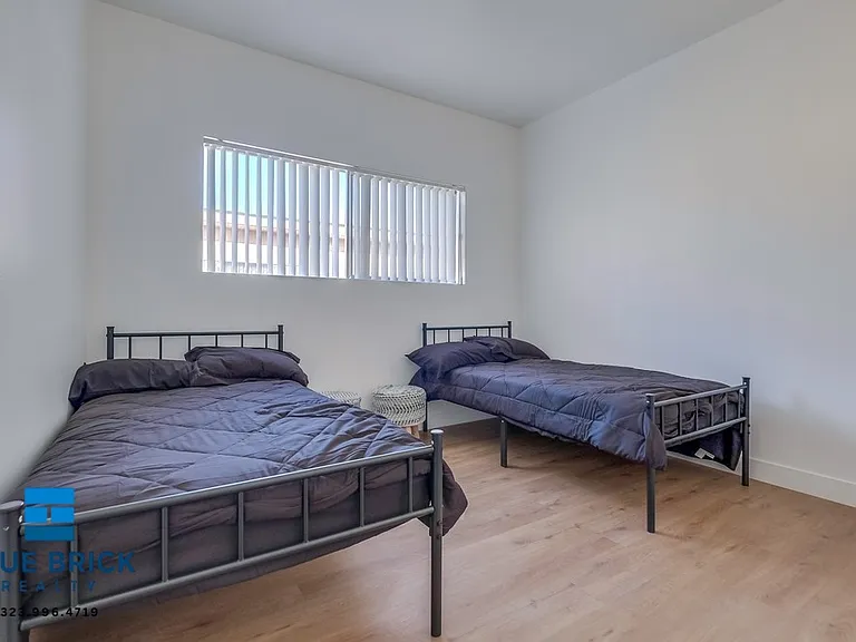 5312 Corteen Pl #16 — Photo 25