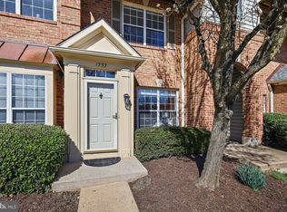 1737 Braddock Pl, Alexandria, VA 22302