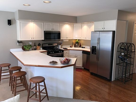 4th image of 15633 Shenandoah Dr