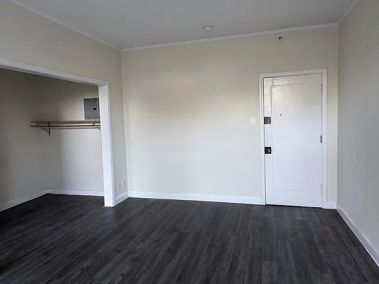 564 N Larchmont Blvd #304 — Photo 9