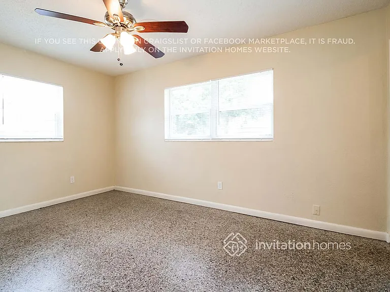 1546 Peruvian Ln — Photo 15
