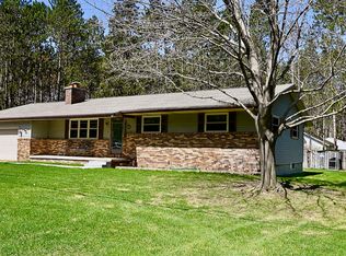 208 Lakeview Dr, Roscommon, MI 48653