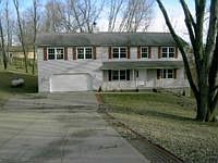 1st image of 61400 Lois Ln