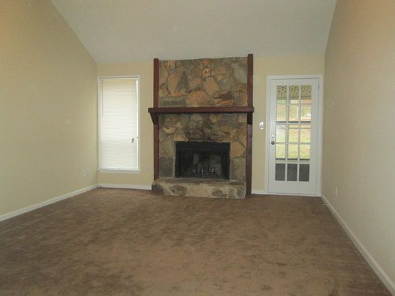 5th image of 3588 Woodbridge Ct