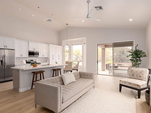 5th image of 3055 N Red Mountain Unit 206