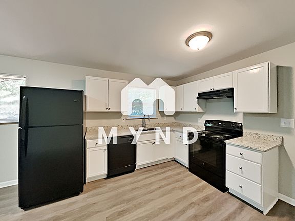 5th image of 8412 Magnolia Dr