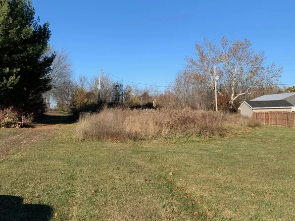 448 Smith Ln, Berea, KY 40403