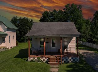 318 Dresser St, Cheboygan, MI 49721