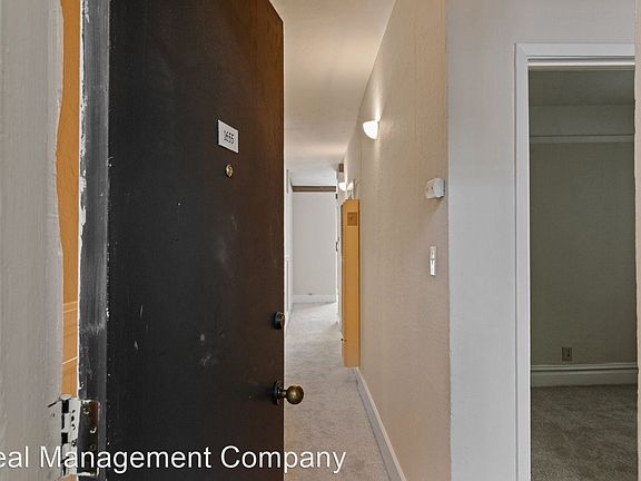 5th image of 1653 Grant Ave #1655