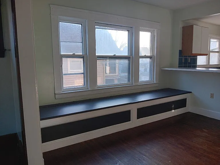 1290 W 105th St #2 — Photo 5