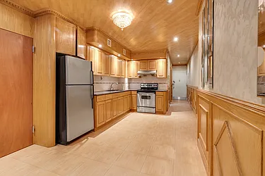 Sold by Manhattan Network Inc.