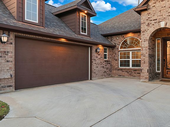 4th image of 175 WAGON LN