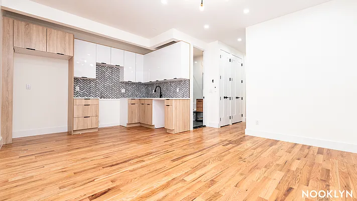 Rented by Nooklyn NYC LLC | media 3