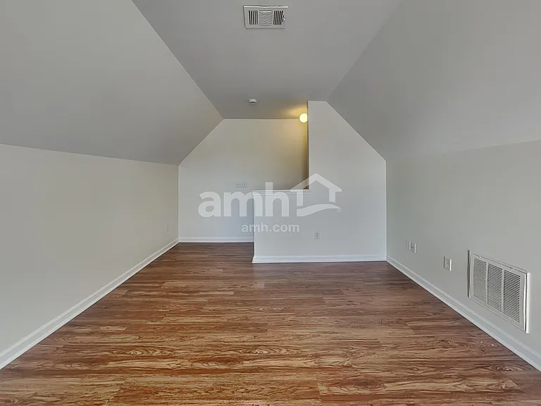 32 Riverbed Dr — Photo 18