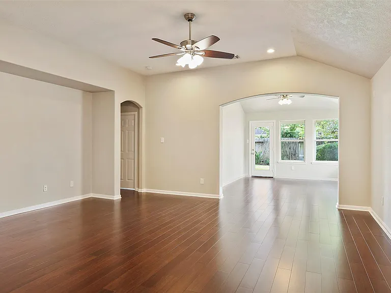 2362 Keegan Hollow Ln — Photo 21