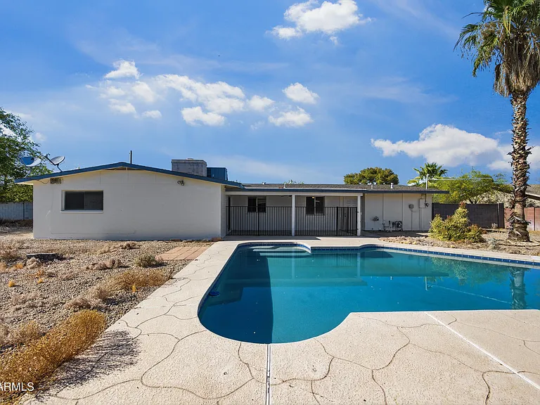 4213 E Sahuaro Dr — Photo 24