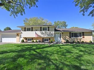2609 Brown Bark Dr, Dayton, OH 45431