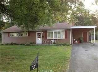 17 Parish Ln, Windsor, CT 06095