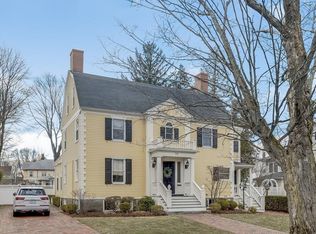 52 Stratford Rd, Melrose, MA 02176