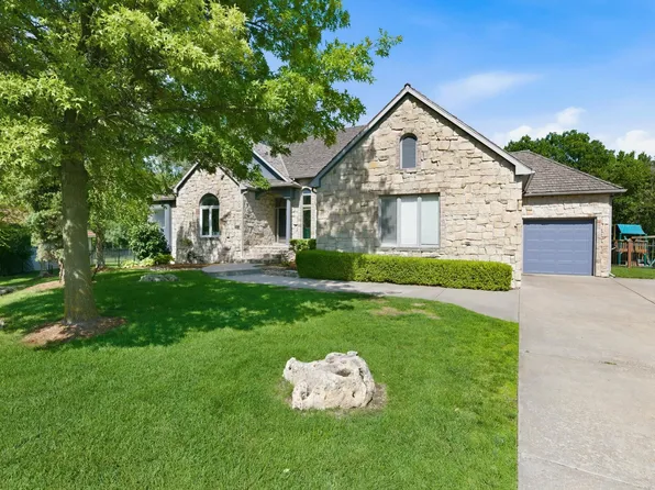 7 N Stagecoach Ct, Wichita, KS 67230