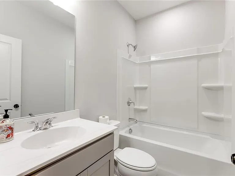 422 Herring Dr — Photo 24
