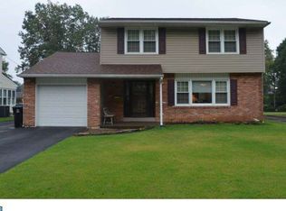 7 Ronna Dr, Wilmington, DE 19808