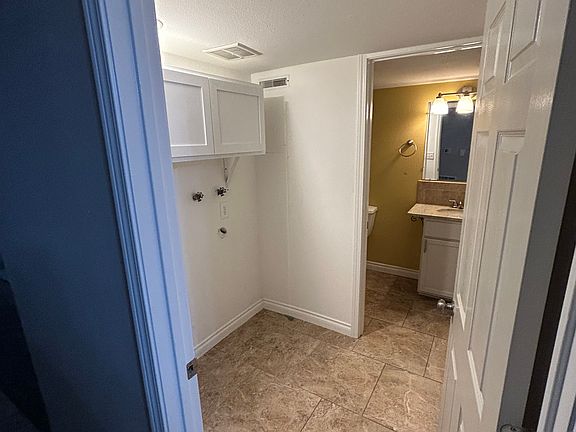 5th image of 2313 W Sylvester St APT B1