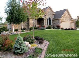 1402 Oakwood Dr, Polk City, IA 50226