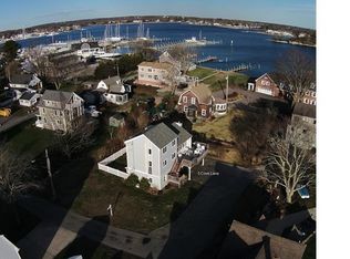 5 Cove Ln, Groton, CT 06355