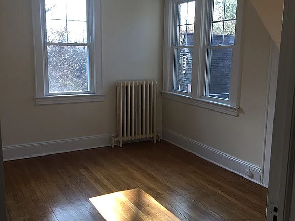3rd image of 76 Upland Dr #76A
