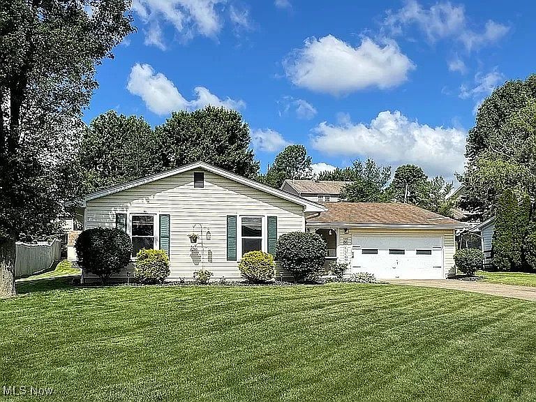 1st image of 7598 Huntington Dr
