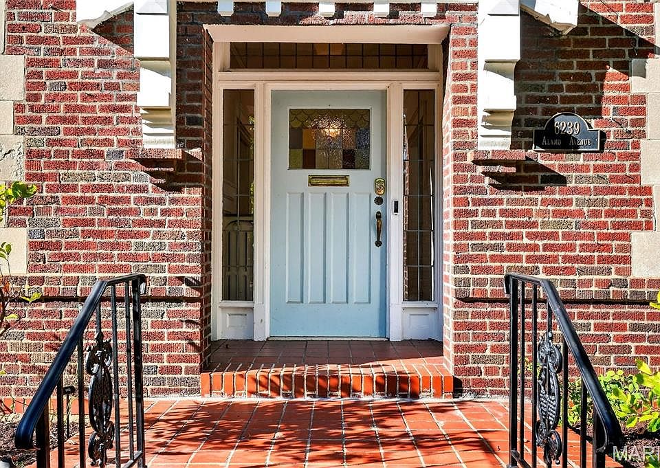 6239 Alamo Ave, Saint Louis, MO 63105 | Zillow