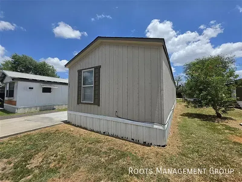 3 Bed 2 Bath Home Available for Lease at Shady Acres MH & RV Resort - Apply Now! — Photo 2