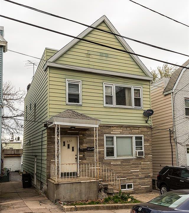 2nd image of 331 Columbia Ave