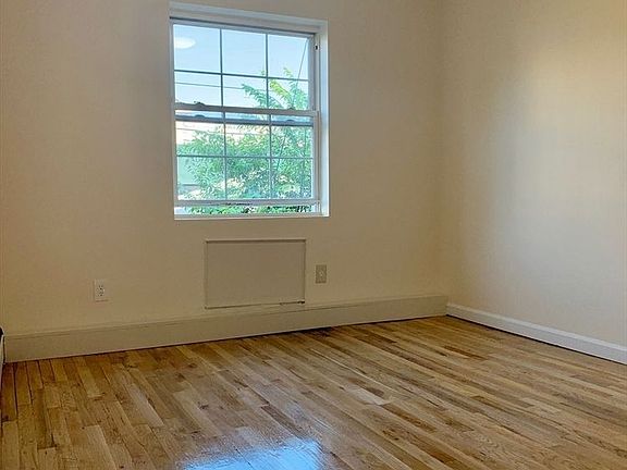 4th image of 1269 Rogers Ave #2