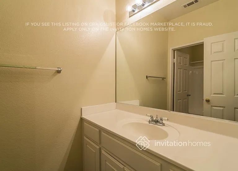 7833 Calle Del Rio St — Photo 24