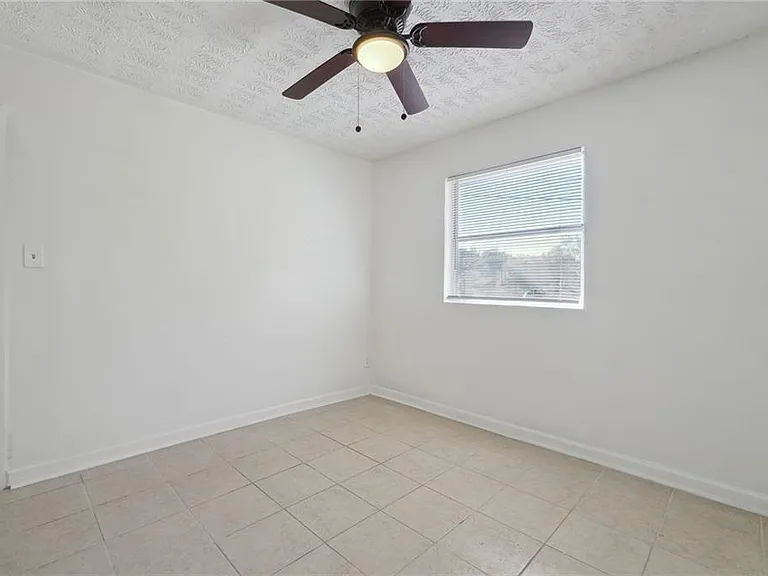 324 Brooks Ave #B — Photo 15
