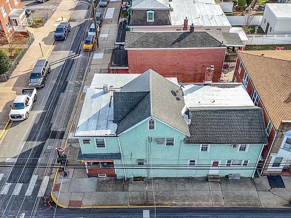 2nd image of 368 Dorrance St