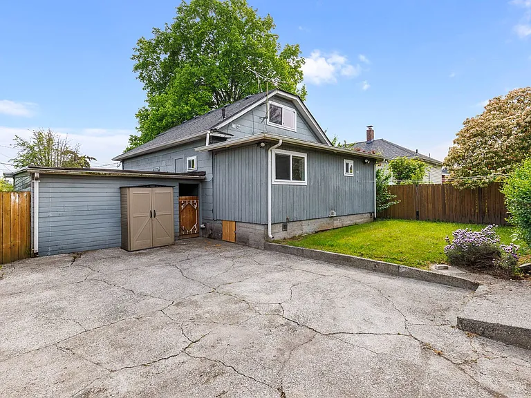 3930 S Angel Pl — Photo 3