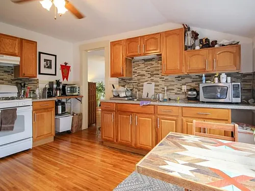 485 Ashland Ave #4 Photo 1